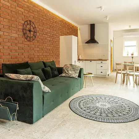 Apart-invest Glamoure Apartment *